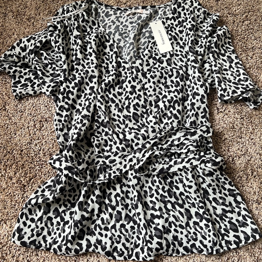 FRANCESCA’s • blouse